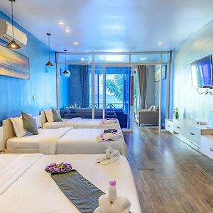 Deluxe Family Suite